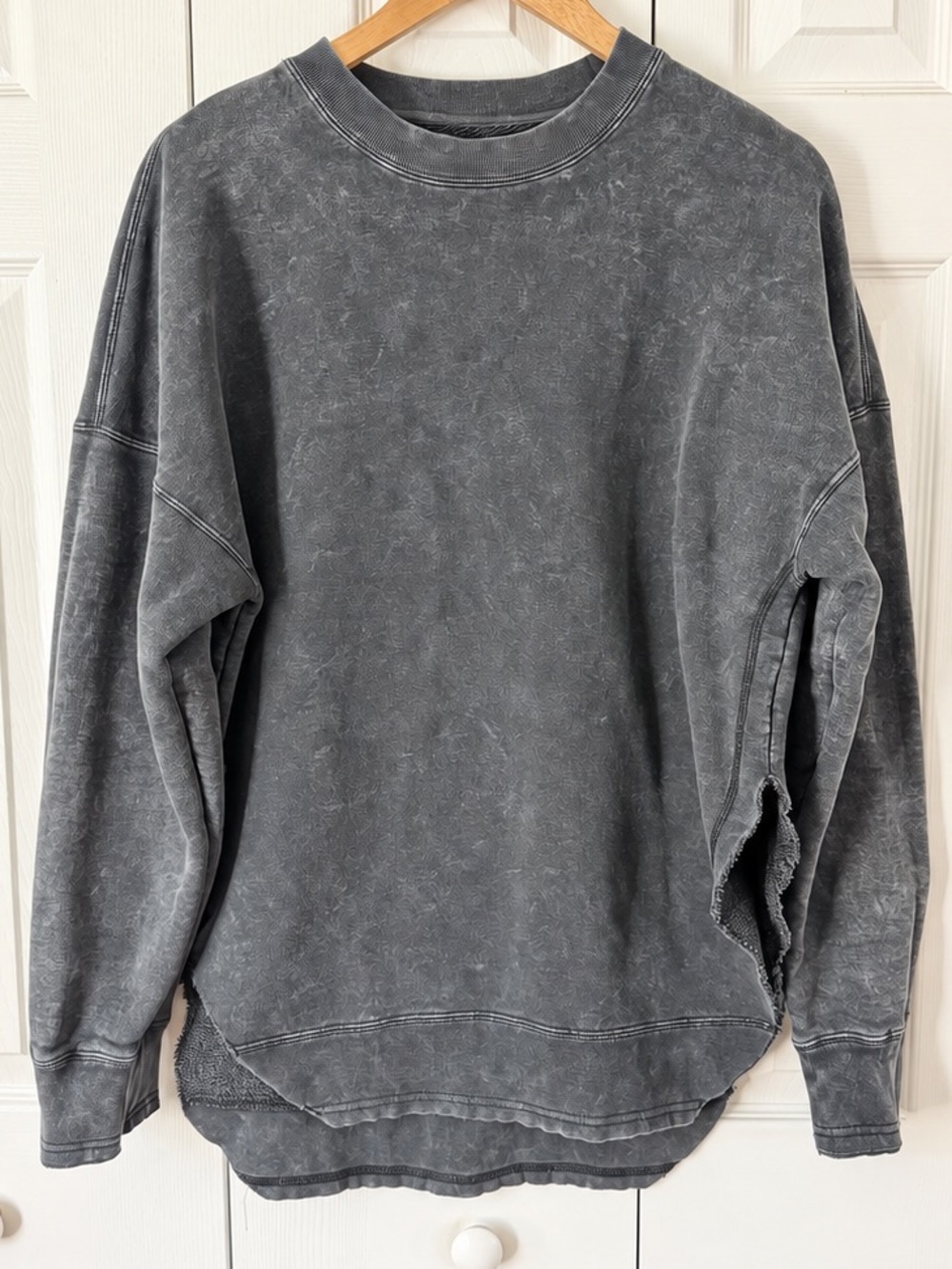 Pebby Forevee Gray Mineral Wash Oversized Distressed Sweatshirt Size M